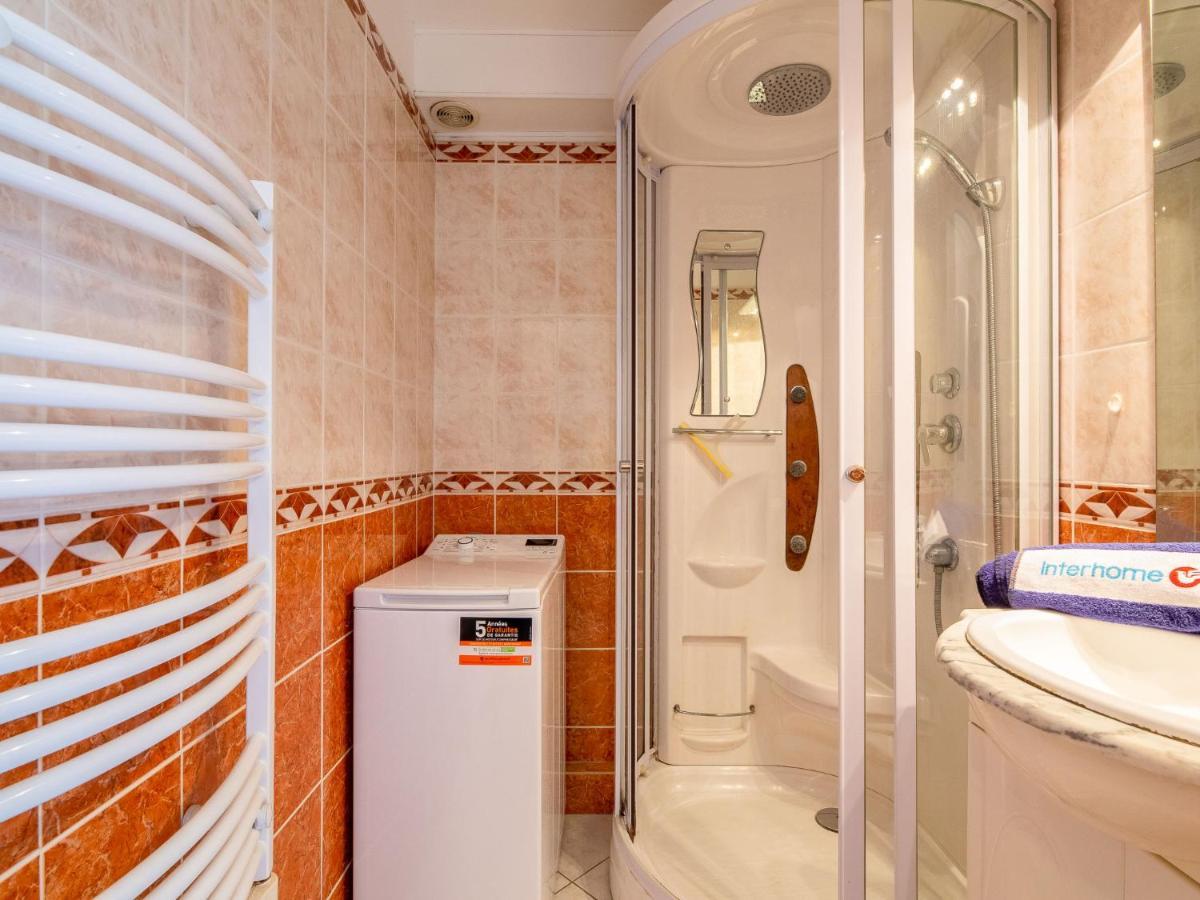 Apartment Le Capitole-3 By Interhome Фрежус Екстер'єр фото