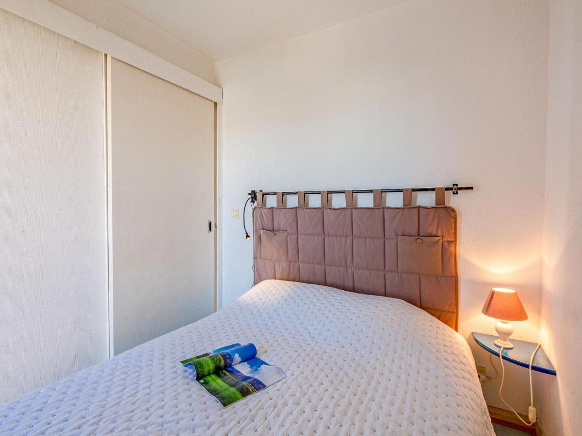 Apartment Le Capitole-3 By Interhome Фрежус Екстер'єр фото