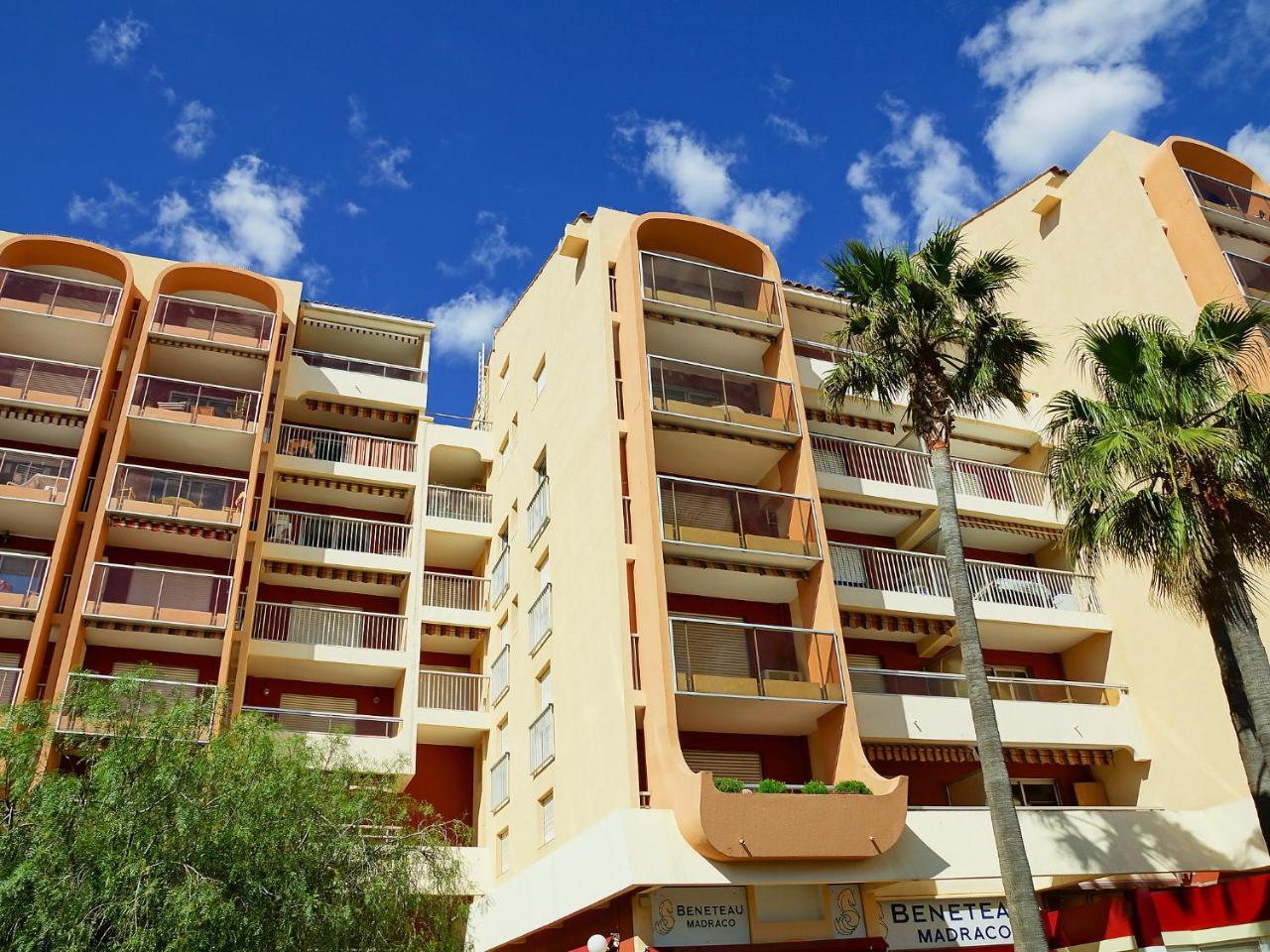 Apartment Le Capitole-3 By Interhome Фрежус Екстер'єр фото